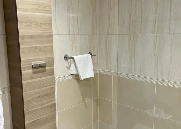 Estudio Con Terraza Centro De Garaje Opcional Apartment *